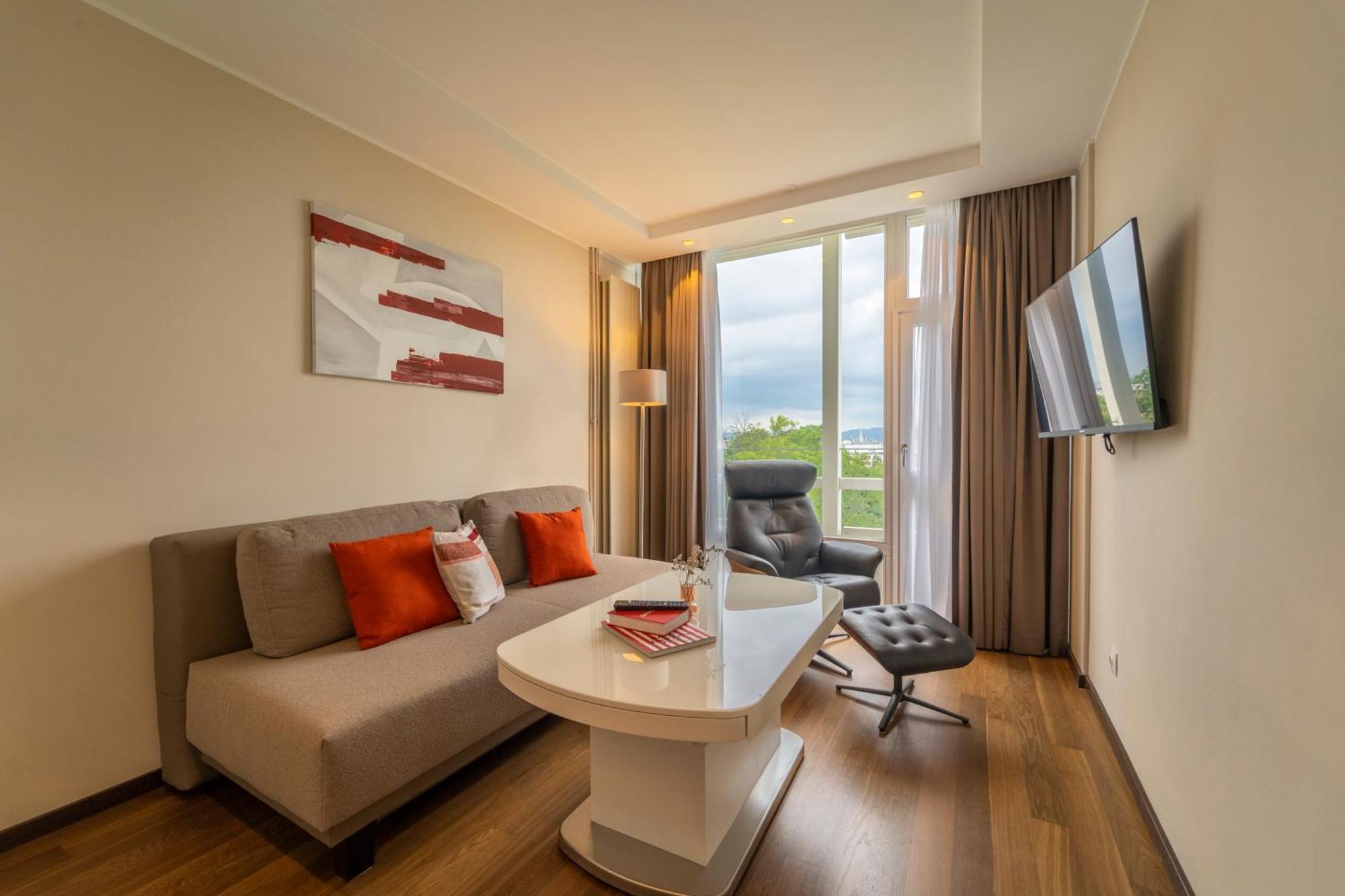 Pakat Residences Wina Bagian luar foto